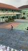 多么痛！印尼小老弟效仿C罗Siu却不慎滑倒，一时间哄然大笑！